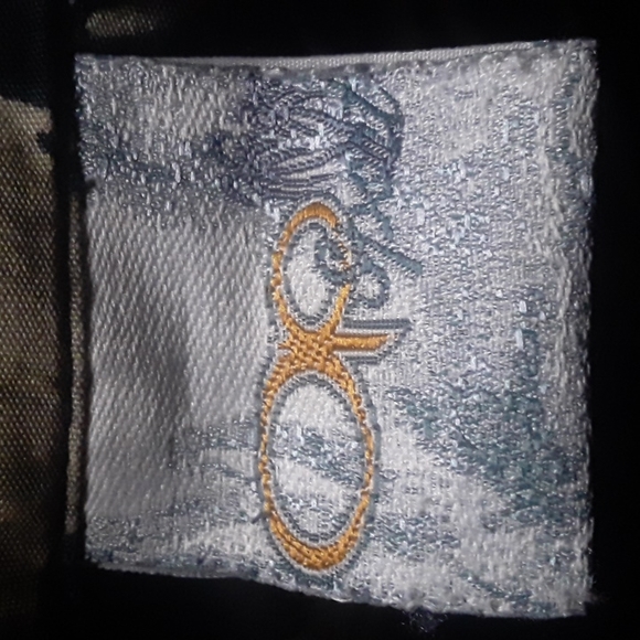 Men Shirt - Picture 3 of 5